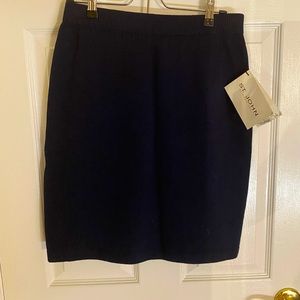 St John Classic Navy Skirt (New w/Tags)
